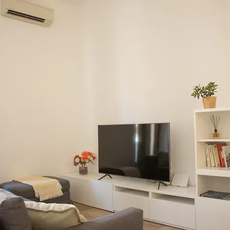 Spacious & Smart Design Milano